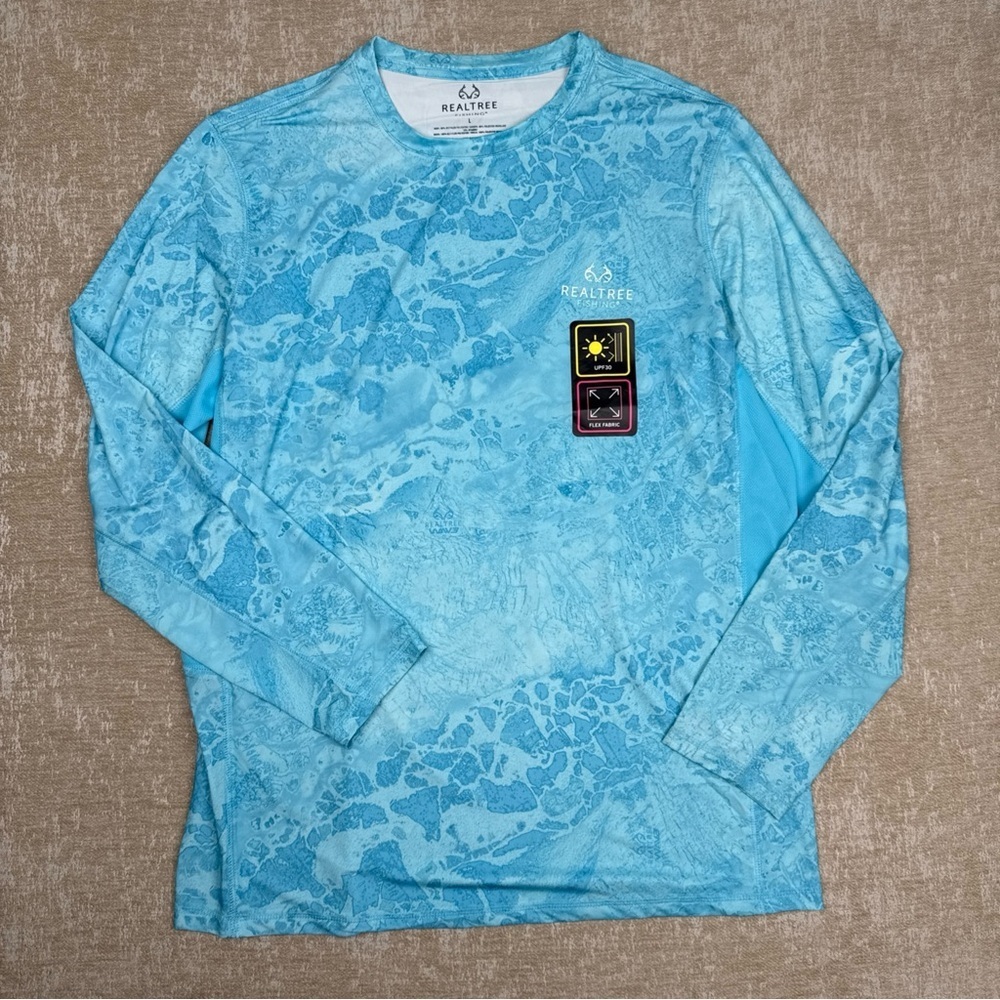 Realtree Fishing Mens L Shirt. Lt Blue Flex Fabric UPF 30 NWT